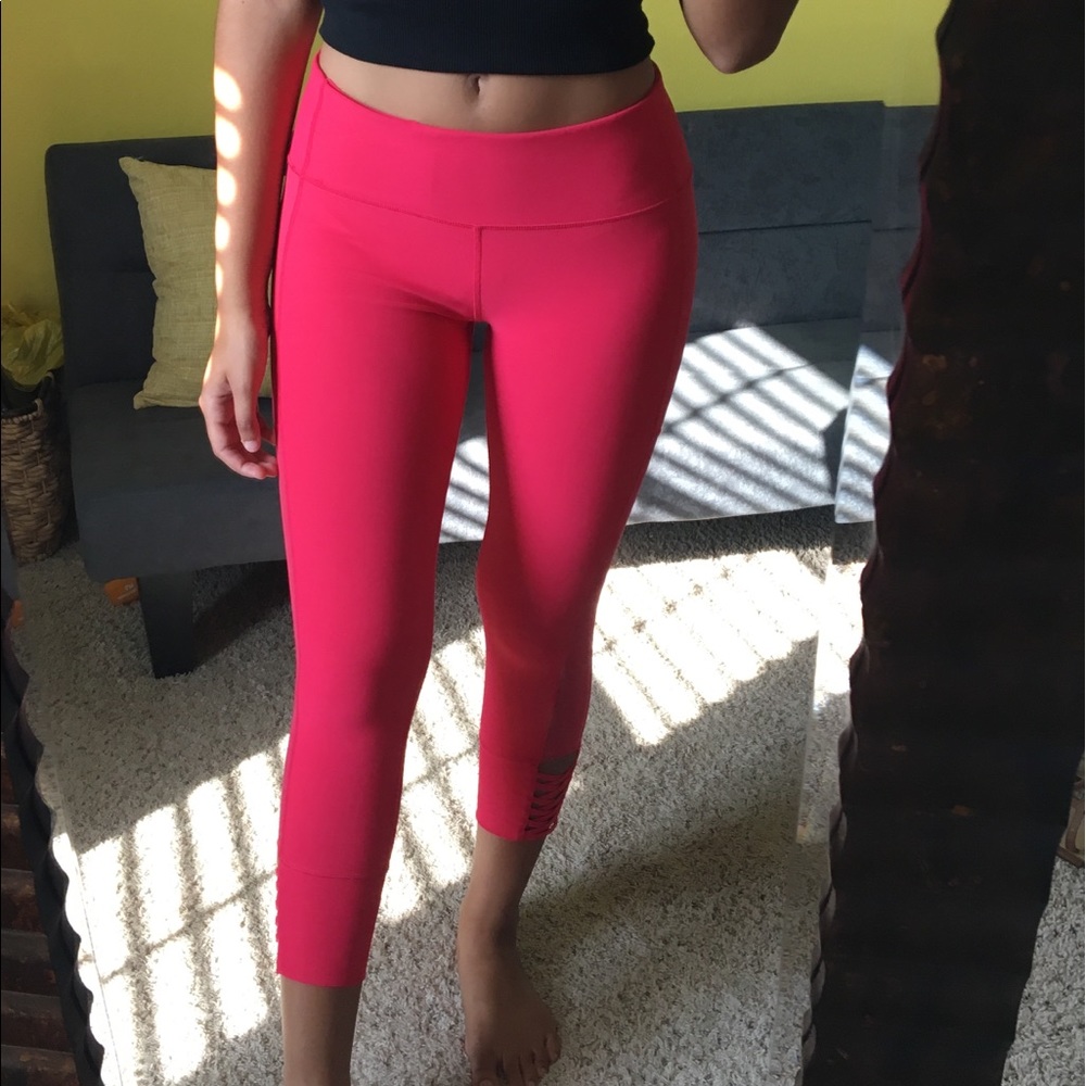 Athletic leggings